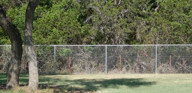 commercial chain link fence