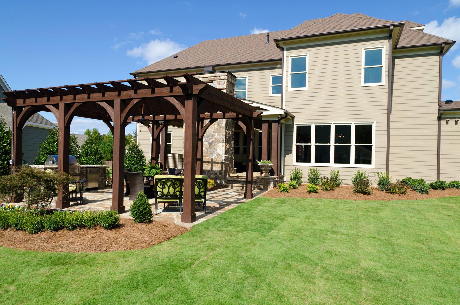 Enhancing Your Deck With Pergolas and Patio Covers