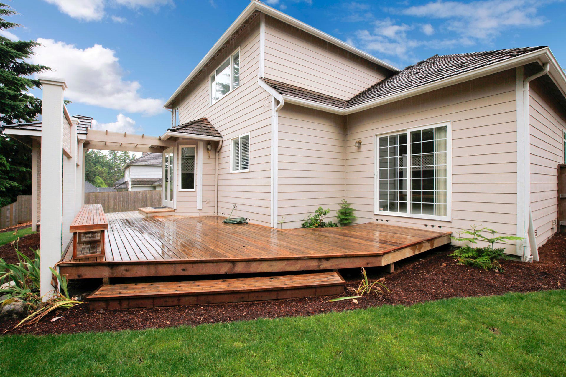 5 Deck Maintenance Basics to Increase the Life of Your Deck