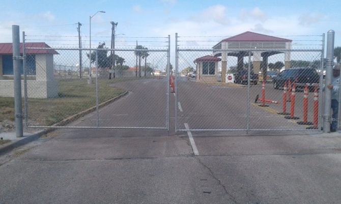 commercial chain link fence and gate