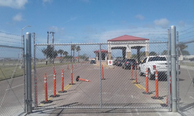 commercial chain link fence and gate