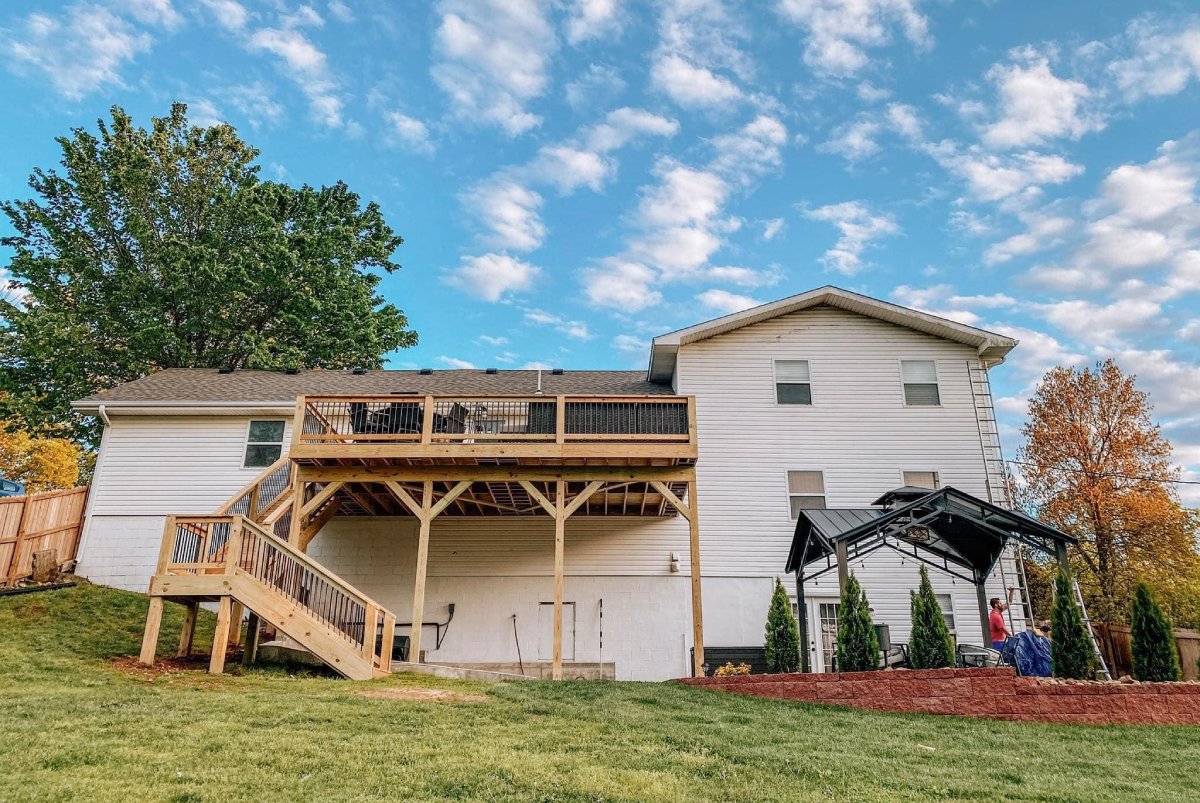 deck contractor San Antonio