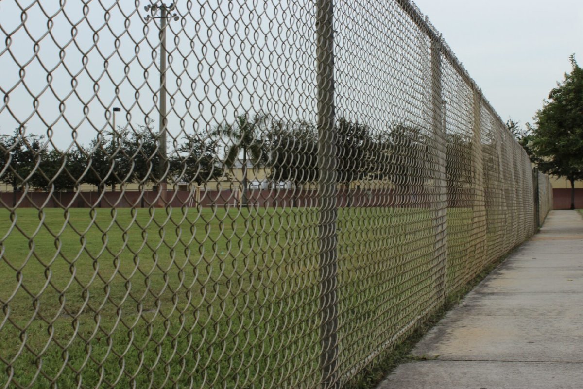 commercial fence in Cross Mountain TX