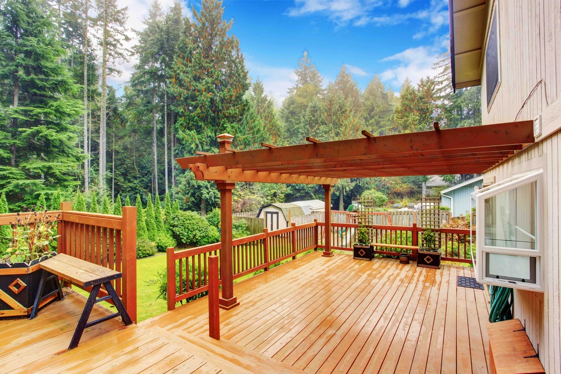 deck builder in China Grove