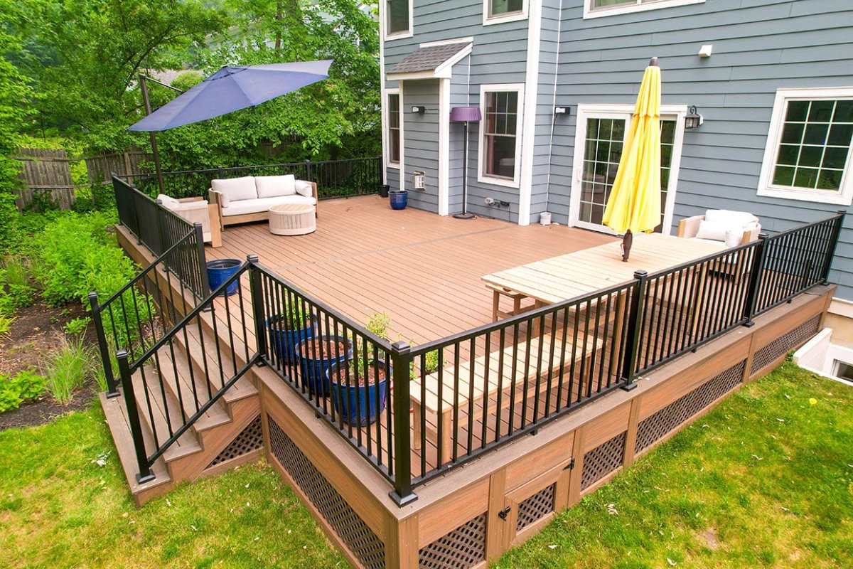 deck builder in Von Ormy