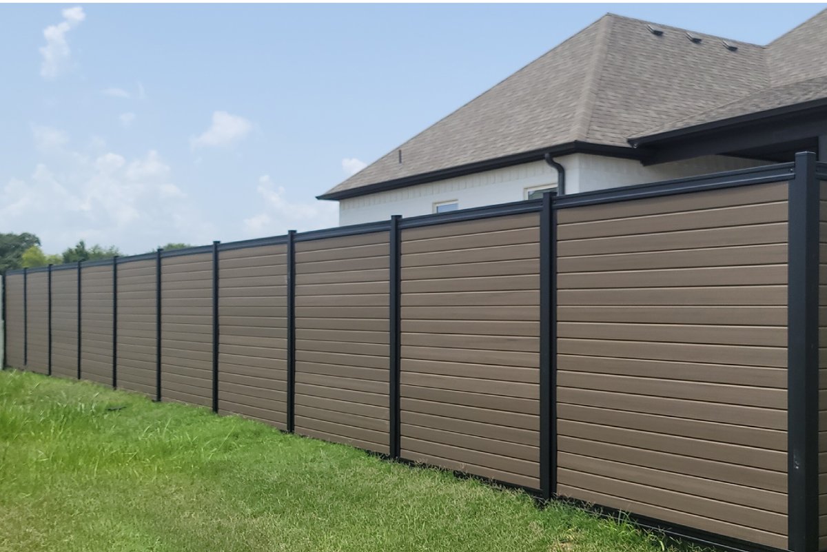 fencing in Cross Mountain TX