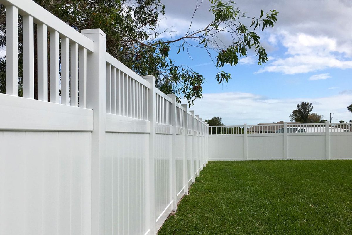 fencing in Leon Valley
